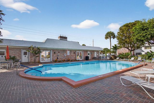 418 S Cypress Road 110, Pompano Beach, FL 33060