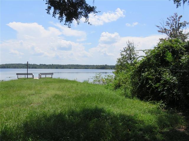 1385 SE 160TH TERRACE, Ocklawaha, FL 32179