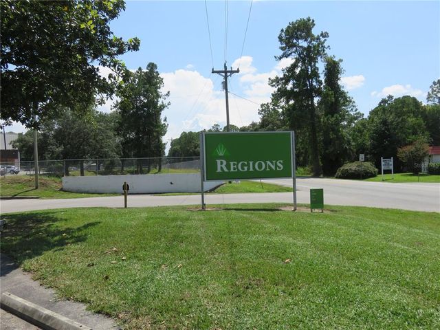 1385 SE 160TH TERRACE, Ocklawaha, FL 32179