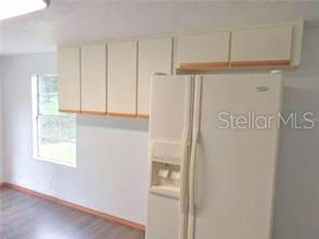 1385 SE 160TH TERRACE, Ocklawaha, FL 32179