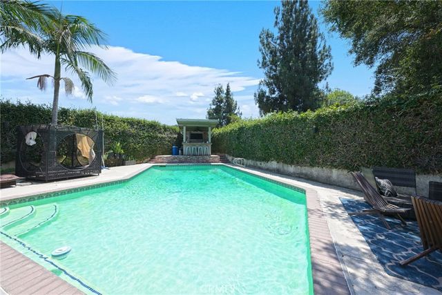 512 S Shouse, Covina, CA 91724