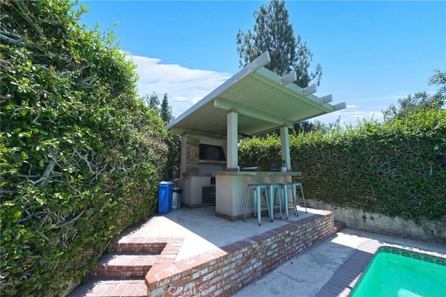 512 S Shouse, Covina, CA 91724