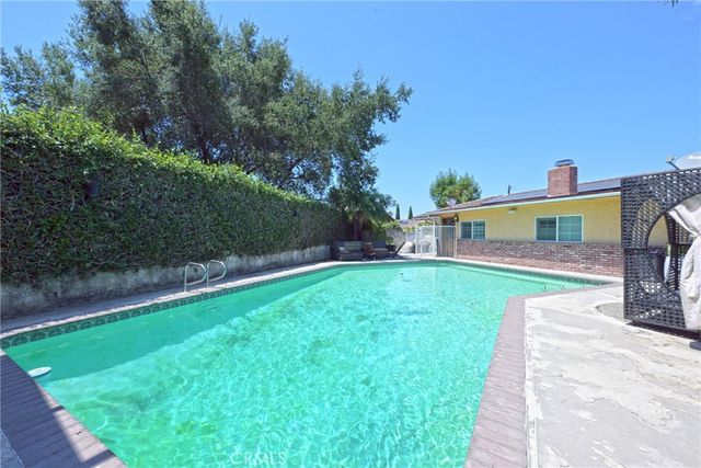 512 S Shouse, Covina, CA 91724