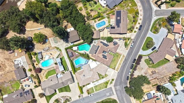 512 S Shouse, Covina, CA 91724