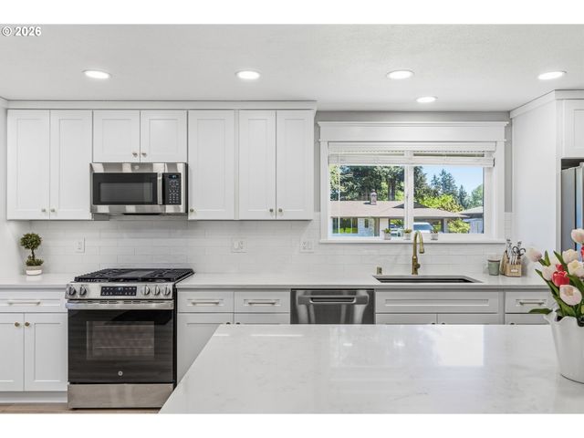 9608 Nw 8TH Ave, Vancouver, WA 98665