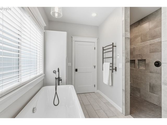 9608 Nw 8TH Ave, Vancouver, WA 98665