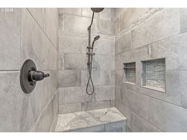 9608 Nw 8TH Ave, Vancouver, WA 98665