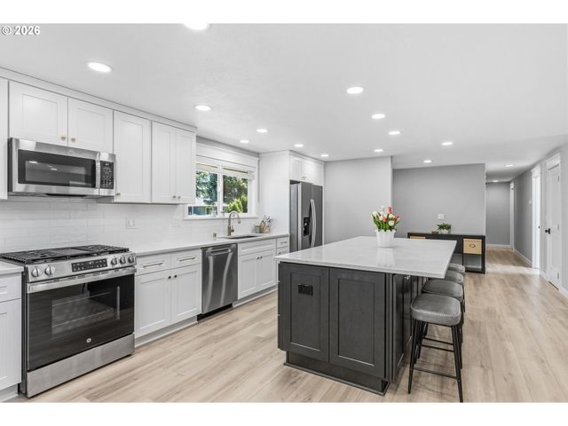 9608 Nw 8TH Ave, Vancouver, WA 98665
