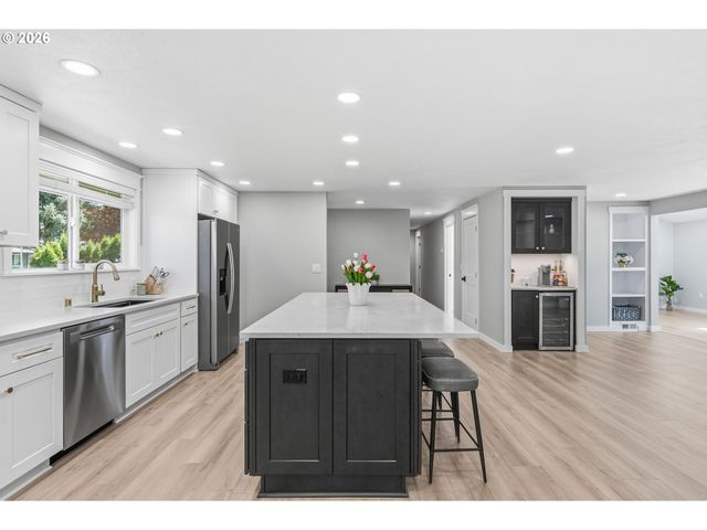 9608 Nw 8TH Ave, Vancouver, WA 98665