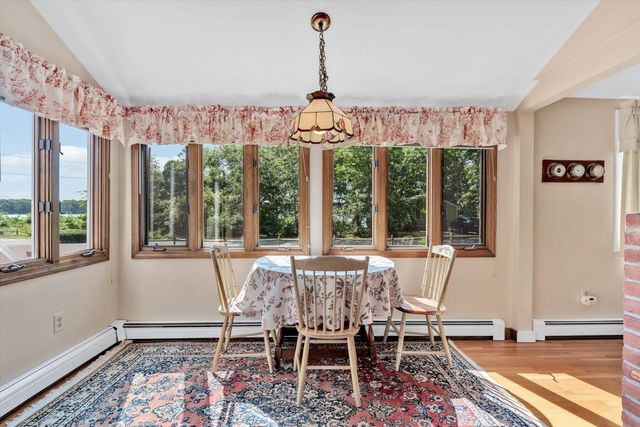 11 Canary Lane, West Yarmouth, MA 02673