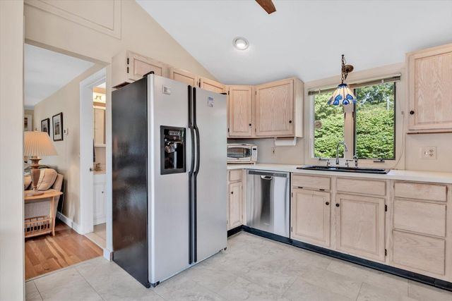 11 Canary Lane, West Yarmouth, MA 02673