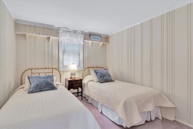 11 Canary Lane, West Yarmouth, MA 02673