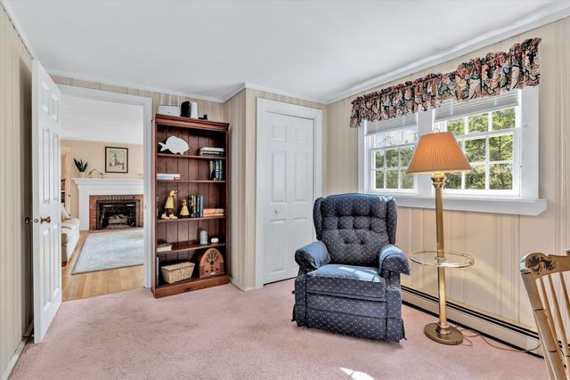 11 Canary Lane, West Yarmouth, MA 02673