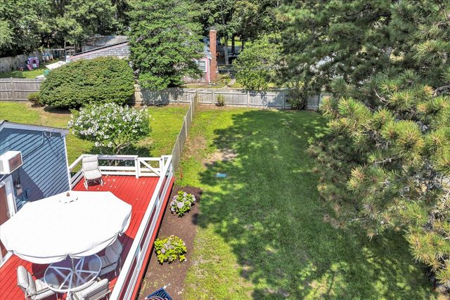 11 Canary Lane, West Yarmouth, MA 02673