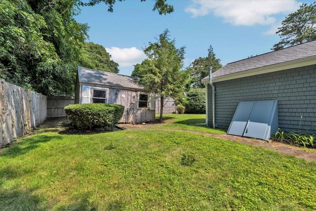 11 Canary Lane, West Yarmouth, MA 02673