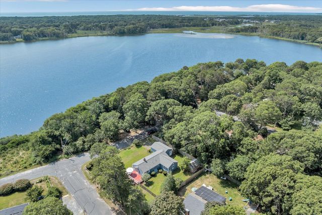 11 Canary Lane, West Yarmouth, MA 02673