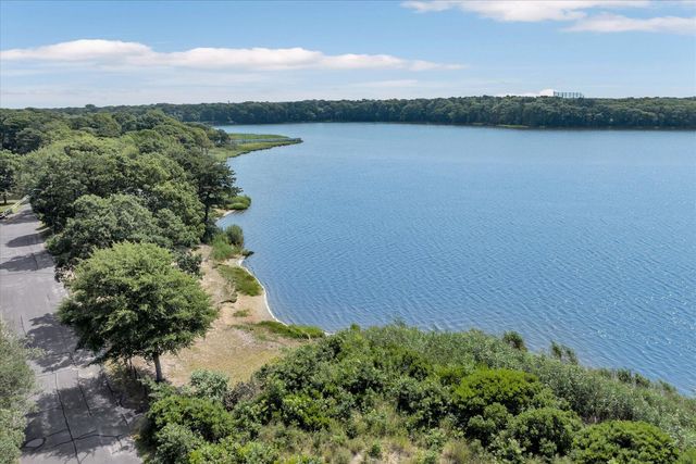 11 Canary Lane, West Yarmouth, MA 02673