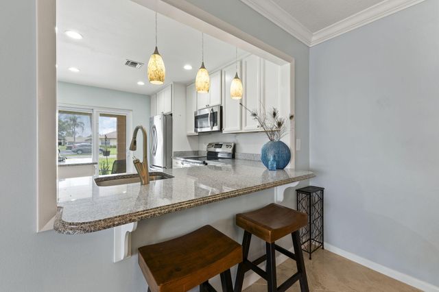 5846 Summerfield Court 51, Fort Pierce, FL 34982