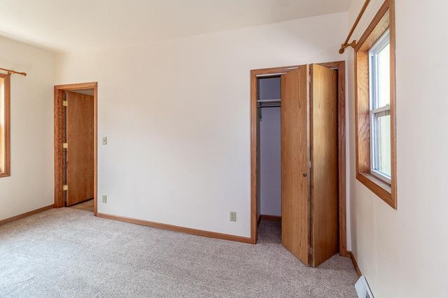 424 NICOLET BOULEVARD, Menasha, WI 54952