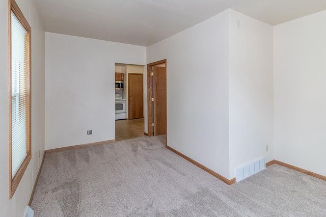 424 NICOLET BOULEVARD, Menasha, WI 54952