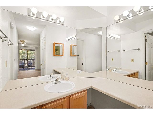 9273 E Arbor Cir F, Englewood, CO 80111