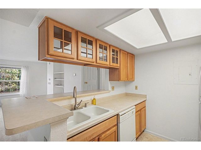 9273 E Arbor Cir F, Englewood, CO 80111