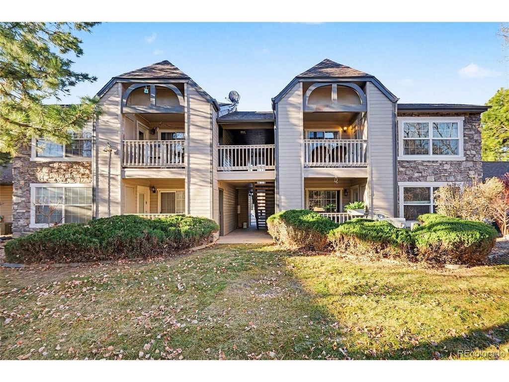 9273 E Arbor Cir F, Englewood, CO 80111
