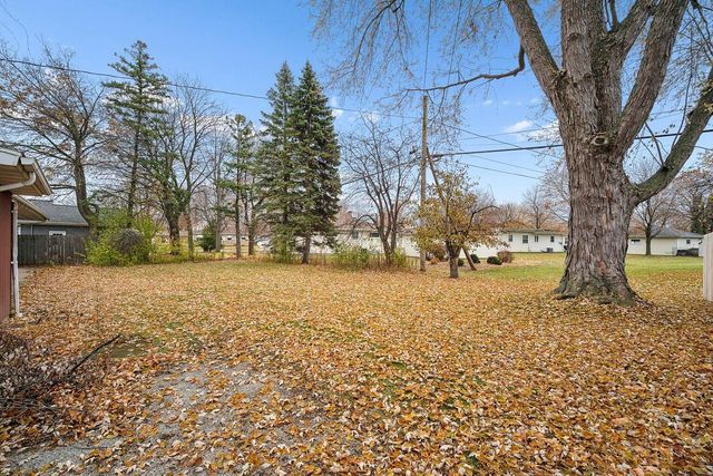 1211 W KIMBERLY AVENUE, Kimberly, WI 54136