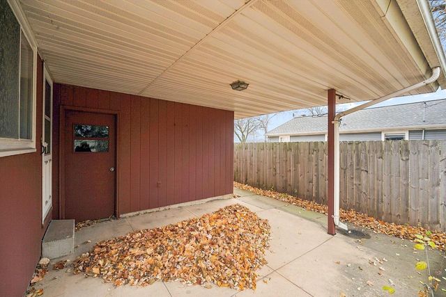 1211 W KIMBERLY AVENUE, Kimberly, WI 54136