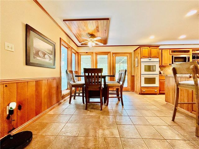 304 RIDGE Row, Pineville, LA 71360