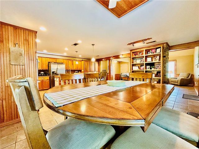 304 RIDGE Row, Pineville, LA 71360