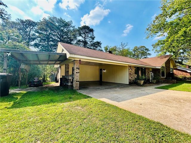 304 RIDGE Row, Pineville, LA 71360