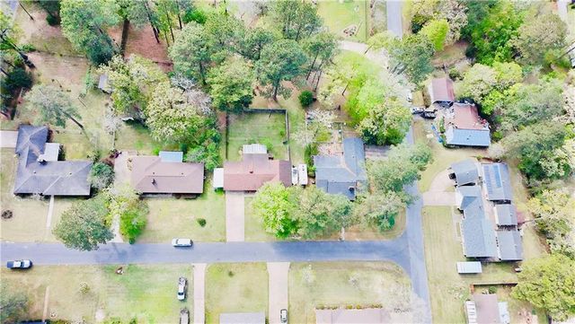 304 RIDGE Row, Pineville, LA 71360