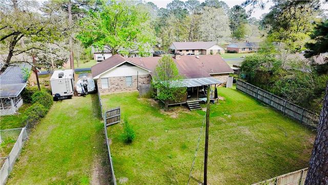 304 RIDGE Row, Pineville, LA 71360