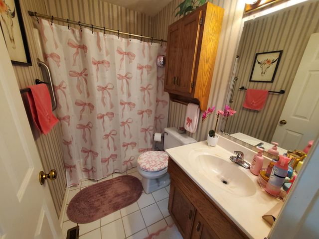 152 Bellemeade Drive, Frankfort, KY 40601