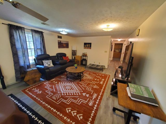 152 Bellemeade Drive, Frankfort, KY 40601