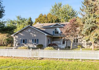 5565 Zimmer Road, Williamston, MI 48895
