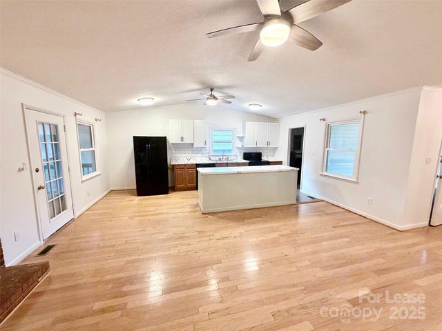 115 Setter Court, Statesville, NC 28625