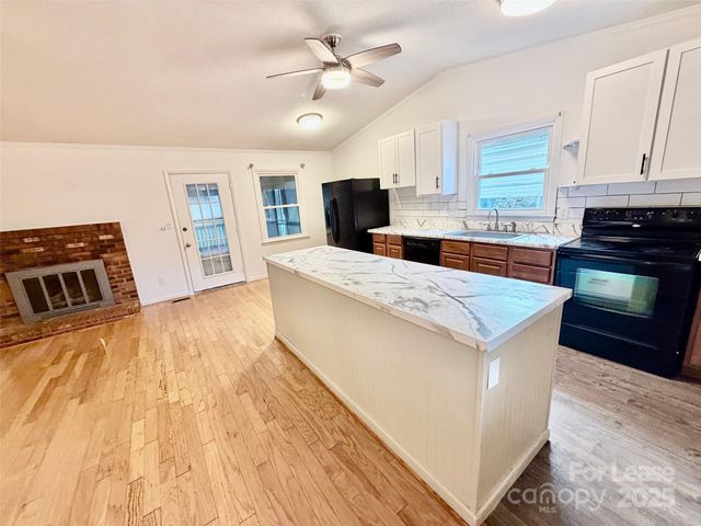 115 Setter Court, Statesville, NC 28625