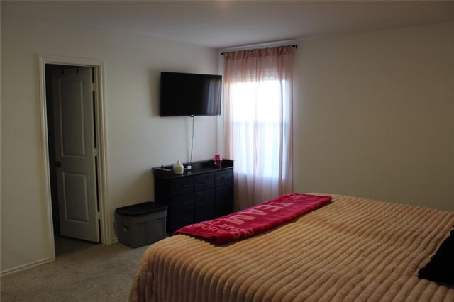 205 Marty Allen LOOP, Jarrell, TX 76537