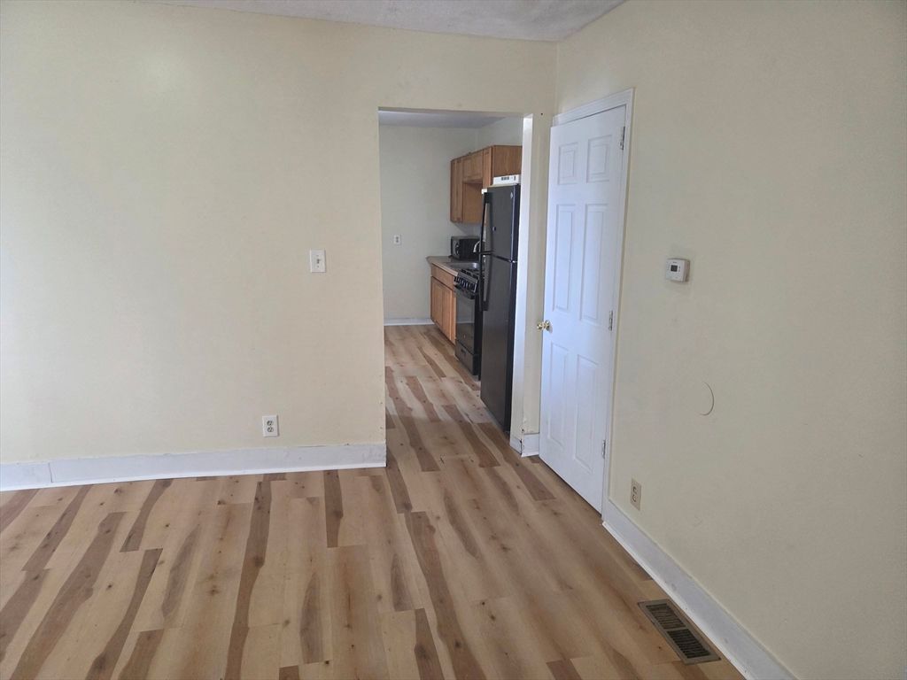 210 Farnham Street 1, Lawrence, MA 01843