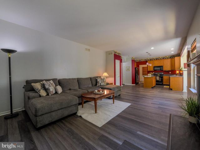 50 PHOEBE FARMS LN, New Castle, DE 19720