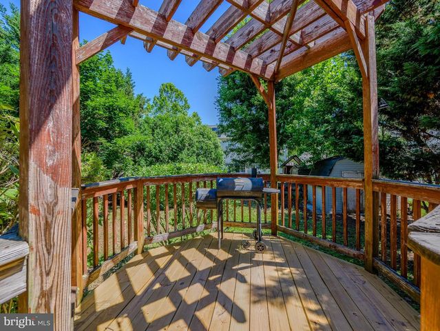 50 PHOEBE FARMS LN, New Castle, DE 19720