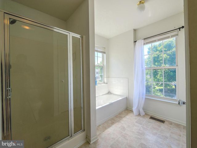 50 PHOEBE FARMS LN, New Castle, DE 19720