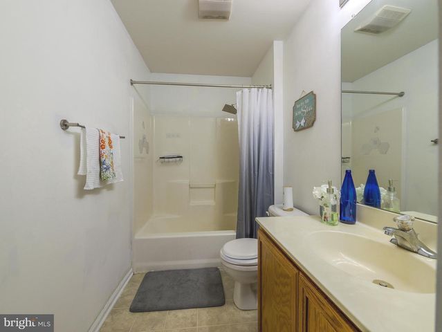 50 PHOEBE FARMS LN, New Castle, DE 19720