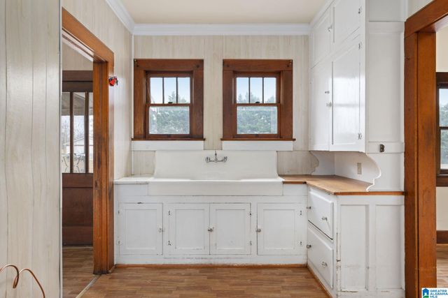 611 NE CLARK STREET, Cullman, AL 35055