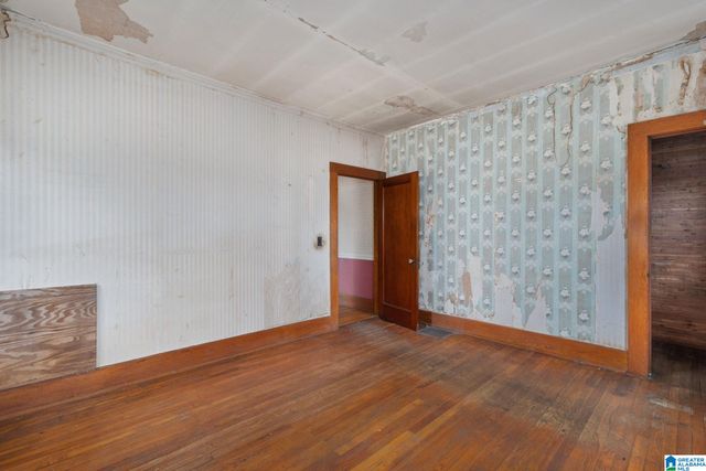 611 NE CLARK STREET, Cullman, AL 35055