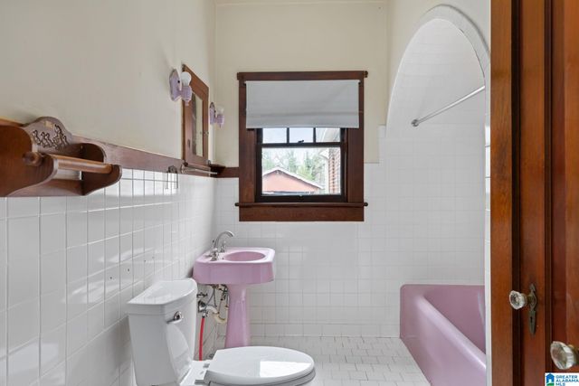 611 NE CLARK STREET, Cullman, AL 35055