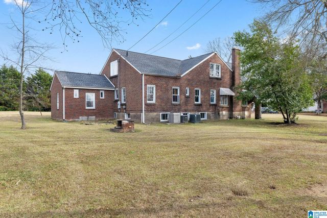 611 NE CLARK STREET, Cullman, AL 35055