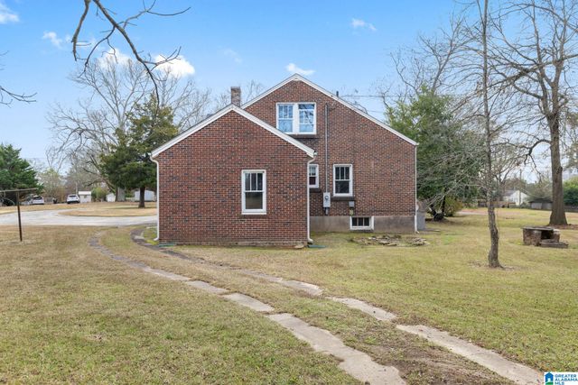 611 NE CLARK STREET, Cullman, AL 35055